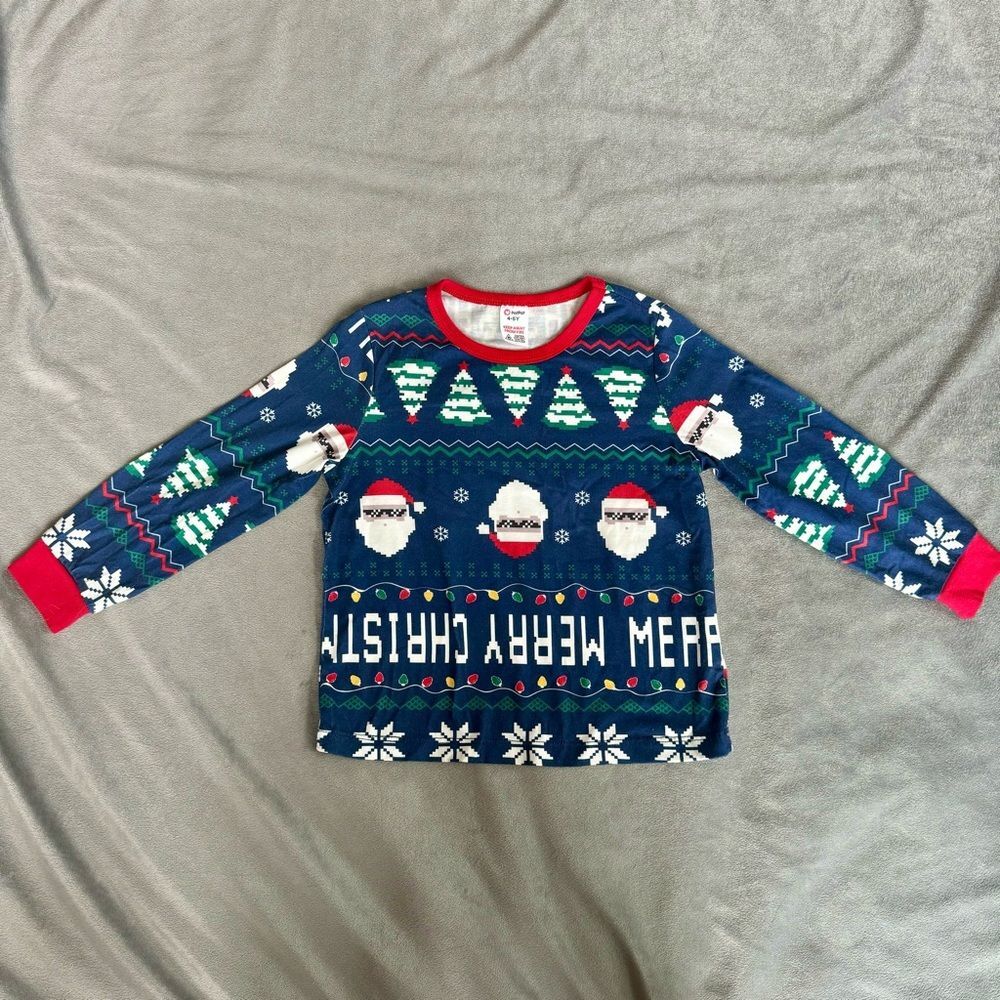 4/$10 - Pat Pat Merry Christmas Santa Shirt - Picture 2 of 5